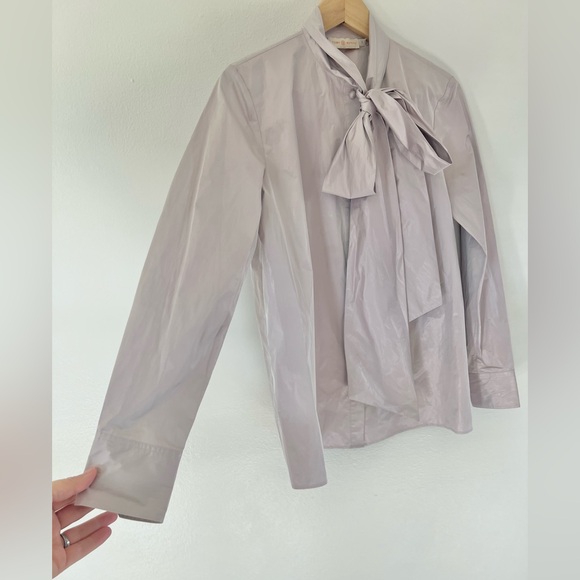 Tory Burch Daphne Bow Blouse In Sheer Lavender Light Purple Size 6 NWT‎ - Picture 3 of 10